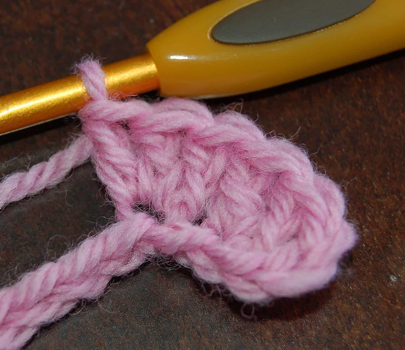 How to increase to create a crochet spiral.