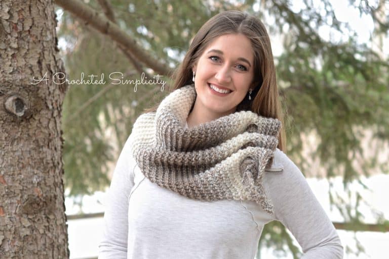 Free Crochet Pattern – Aveline Reversible Crochet Scarf