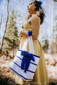 Free Crochet Bag Pattern - Simple Striped Tote Bag by A Crocheted Simplicity #freecrochetpattern #crochettotebagpattern #crochetbagpattern #stripedtotebag