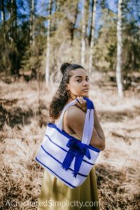 Free Crochet Bag Pattern - Simple Striped Tote Bag by A Crocheted Simplicity #freecrochetpattern #crochettotebagpattern #crochetbagpattern #stripedtotebag