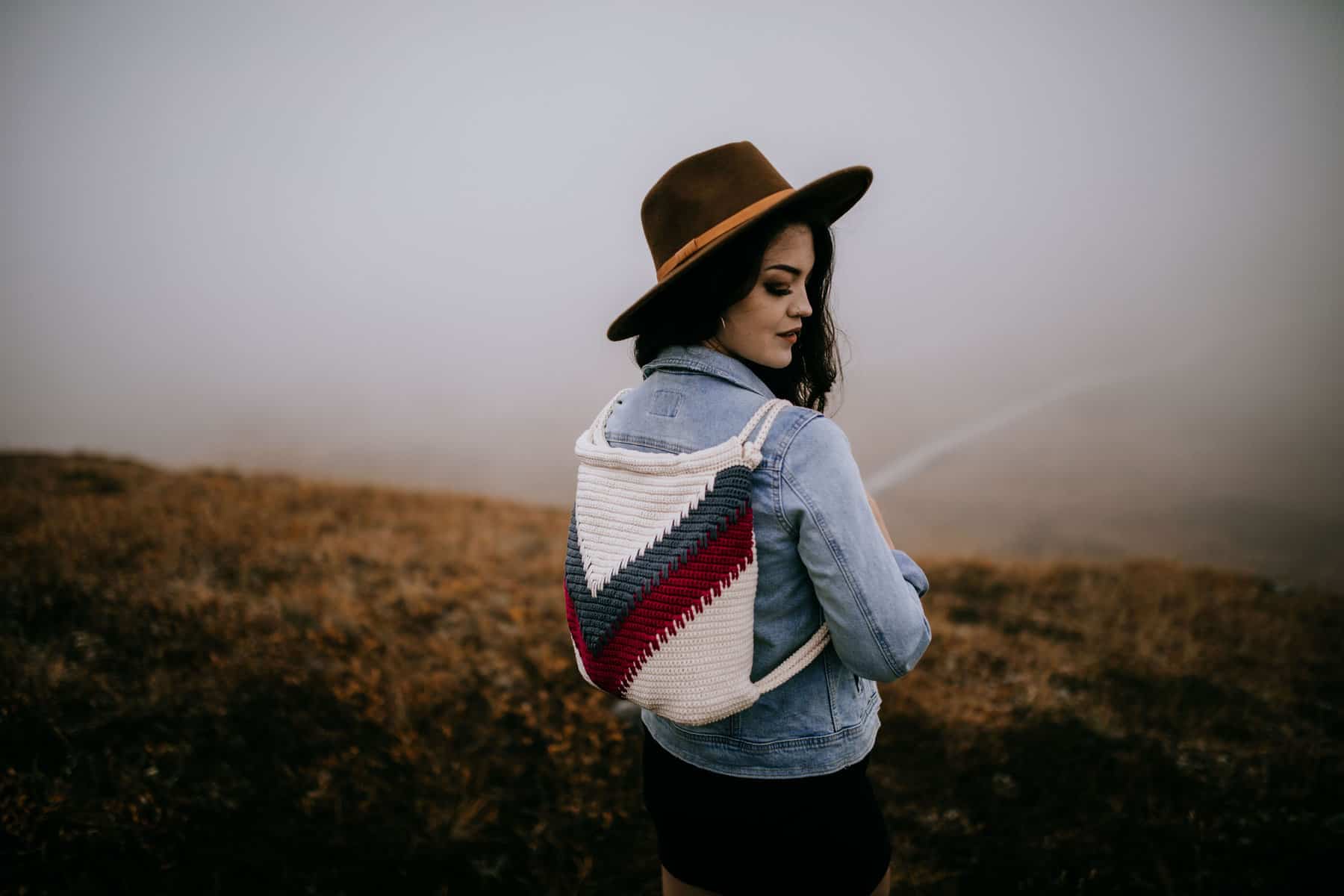 Wanderlust Crochet Backpack - Free Crochet Backpack Pattern by A Crocheted Simplicity #crochetbag #crochetbackpack #crochetchevron #chevronbackpack #handmadebackpack #freecrochetpattern #crochetbackpackpattern #chevron #spikestitch #crochetspikestitch