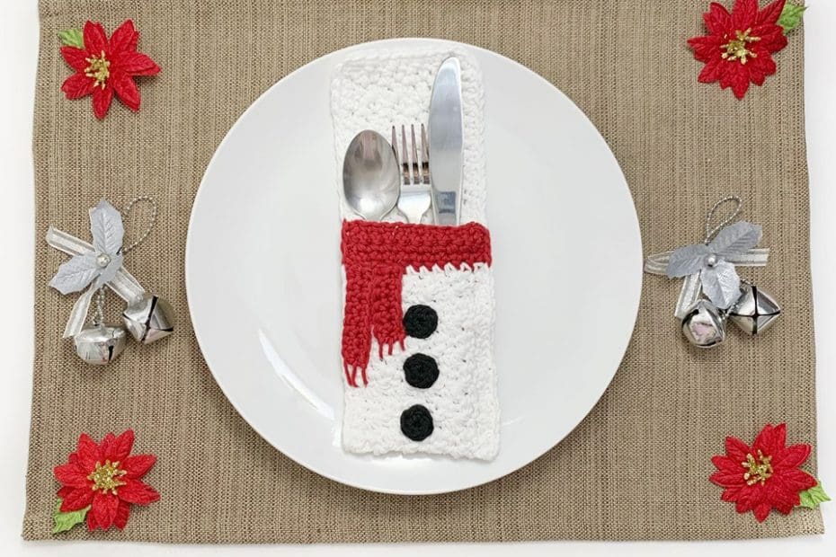 Free Crochet Snowman Belly Flatware Holder Pattern by Blackstone Designs