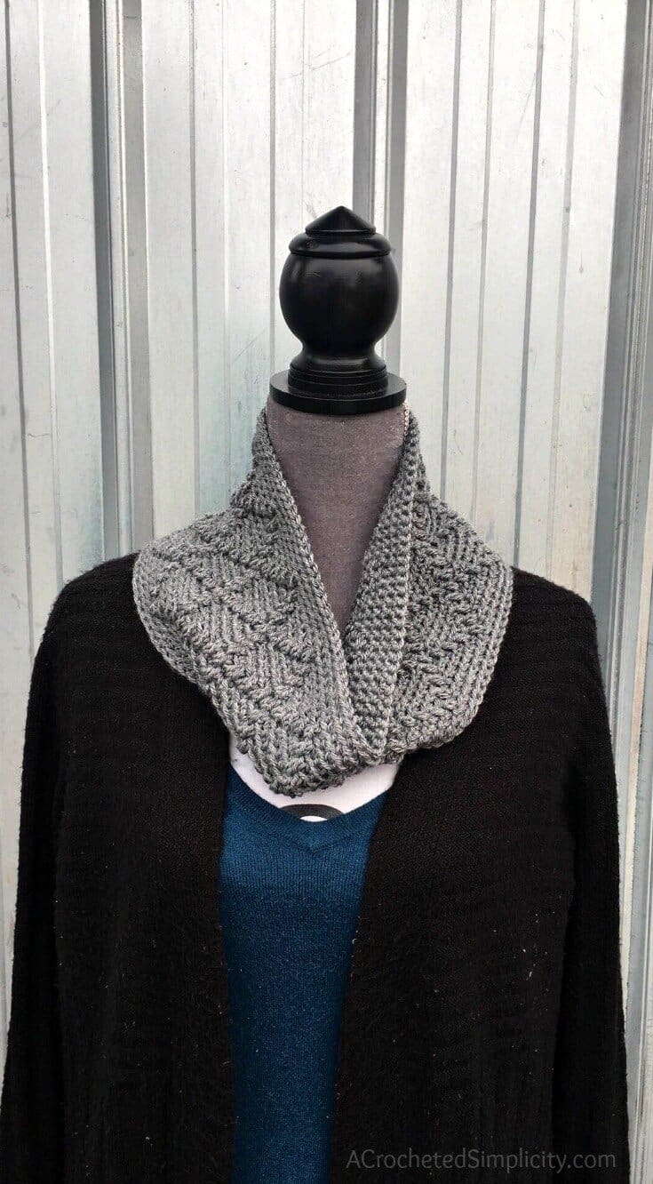 Free Crochet Cowl Pattern - Diamonds Cowl Infinity Scarf Pattern by A Crocheted Simplicity #freecrochetpattern #crochetcowl #crochetscarf #crochetinfinityscarf #infinityscarf #crochetcowlpattern #crochetdiamonds #diamonds