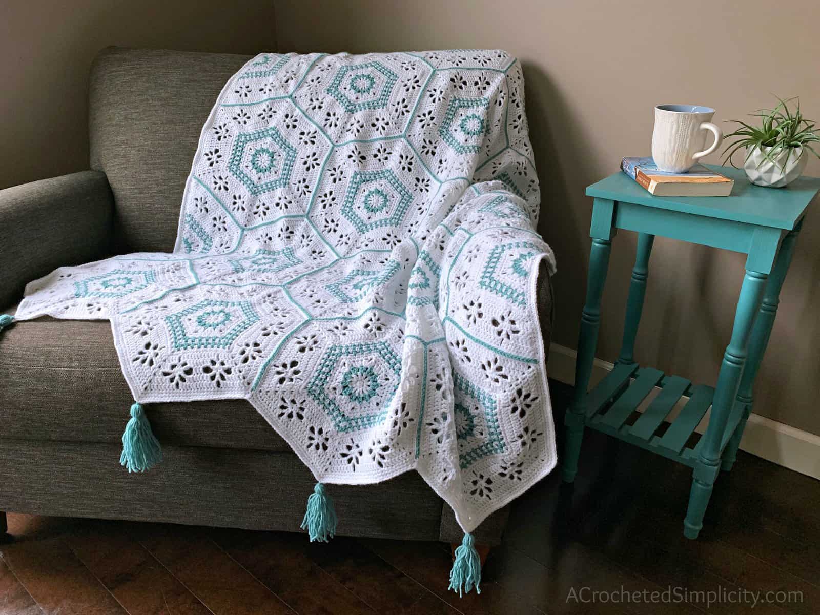 Free Crochet Hexagon Afghan- Succulent Spring Hexagon Afghan by A Crocheted Simplicity #freecrochetpattern #crochethexagonsquare #crochethexagonafghan #crochethexagonblanket #crochetafghansquare #12incheafghansquare #freecrochetblanketsquare #crochettextures #crochetafghan #crochetblanket #freehexagonafghanpattern