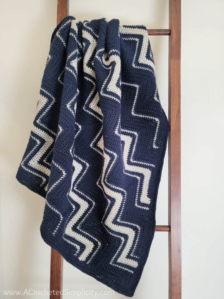 Diagonal Chevron Lapghan – Free Crochet Blanket Pattern