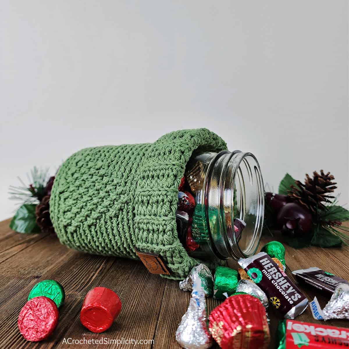 3 Festive Tea-Light Cozy Crochet Patterns (PDF) - Start Crochet