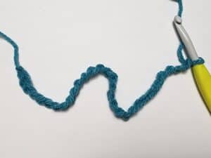 How to Crochet Herringbone Single Crochet Ripple Stitch Tutorial - by A Crocheted Simplicity #crochetstitchtutorial #crochettutorial #howtocrochet #herringbonestitch #herringbonesc #herringbonecrochetstitch #freecrochettutorial #herringboneripplestitch #crochetripplestitch