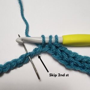 How to Crochet Herringbone Single Crochet Ripple Stitch Tutorial - by A Crocheted Simplicity #crochetstitchtutorial #crochettutorial #howtocrochet #herringbonestitch #herringbonesc #herringbonecrochetstitch #freecrochettutorial #herringboneripplestitch #crochetripplestitch