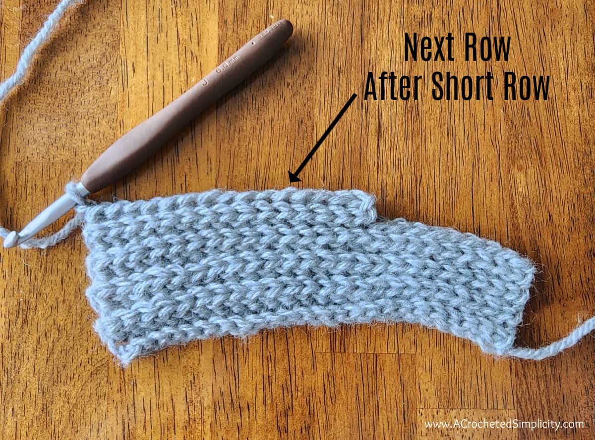 Small yarn swatch to short crochet short rows