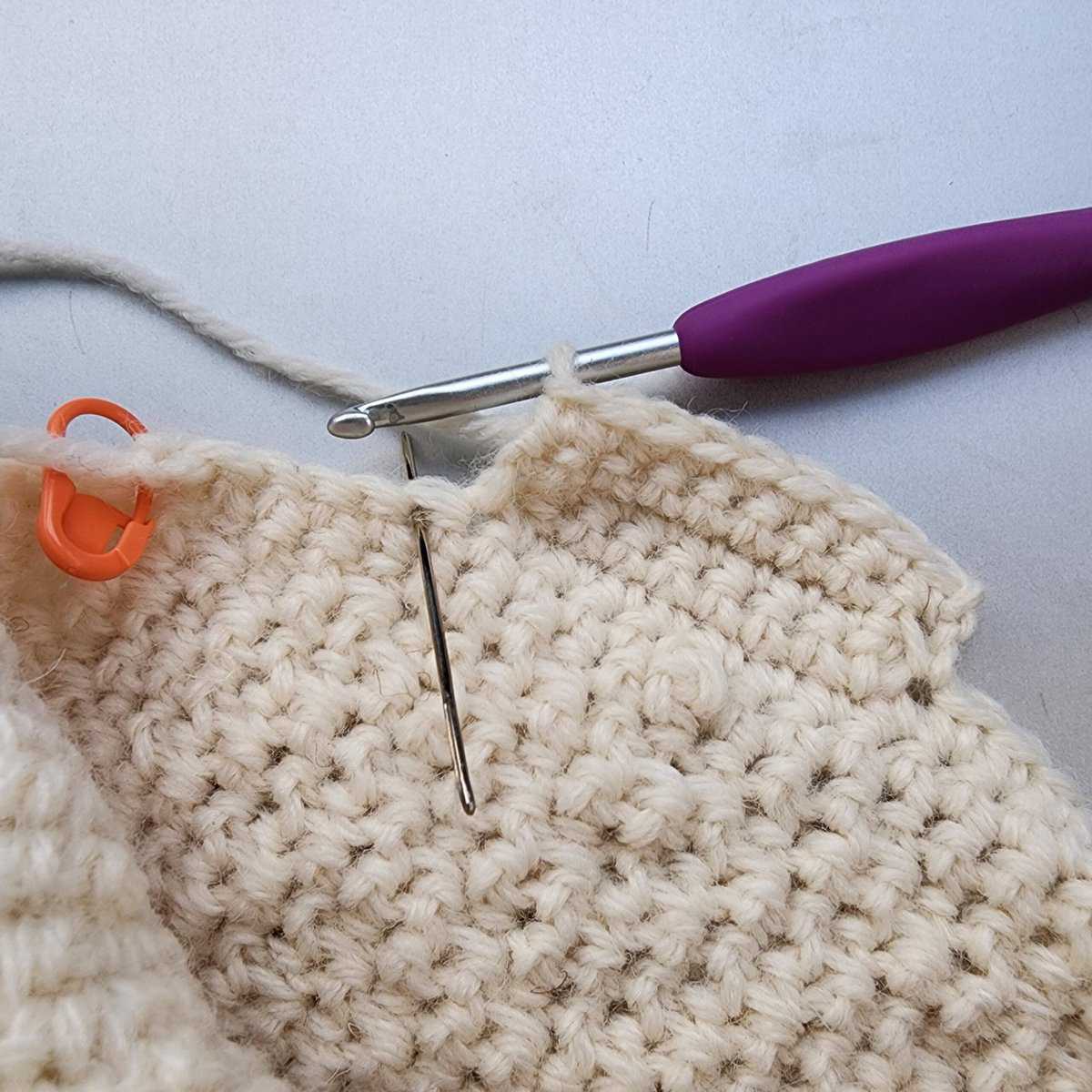 short row crochet heel for Christmas crochet stocking pattern