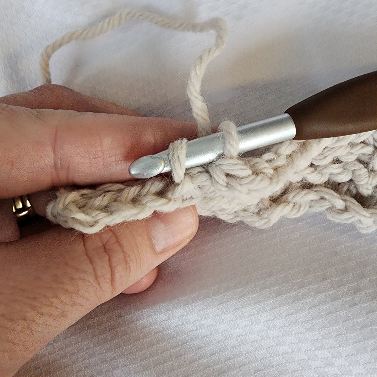 chunky crochet beanie tutorial photo 7