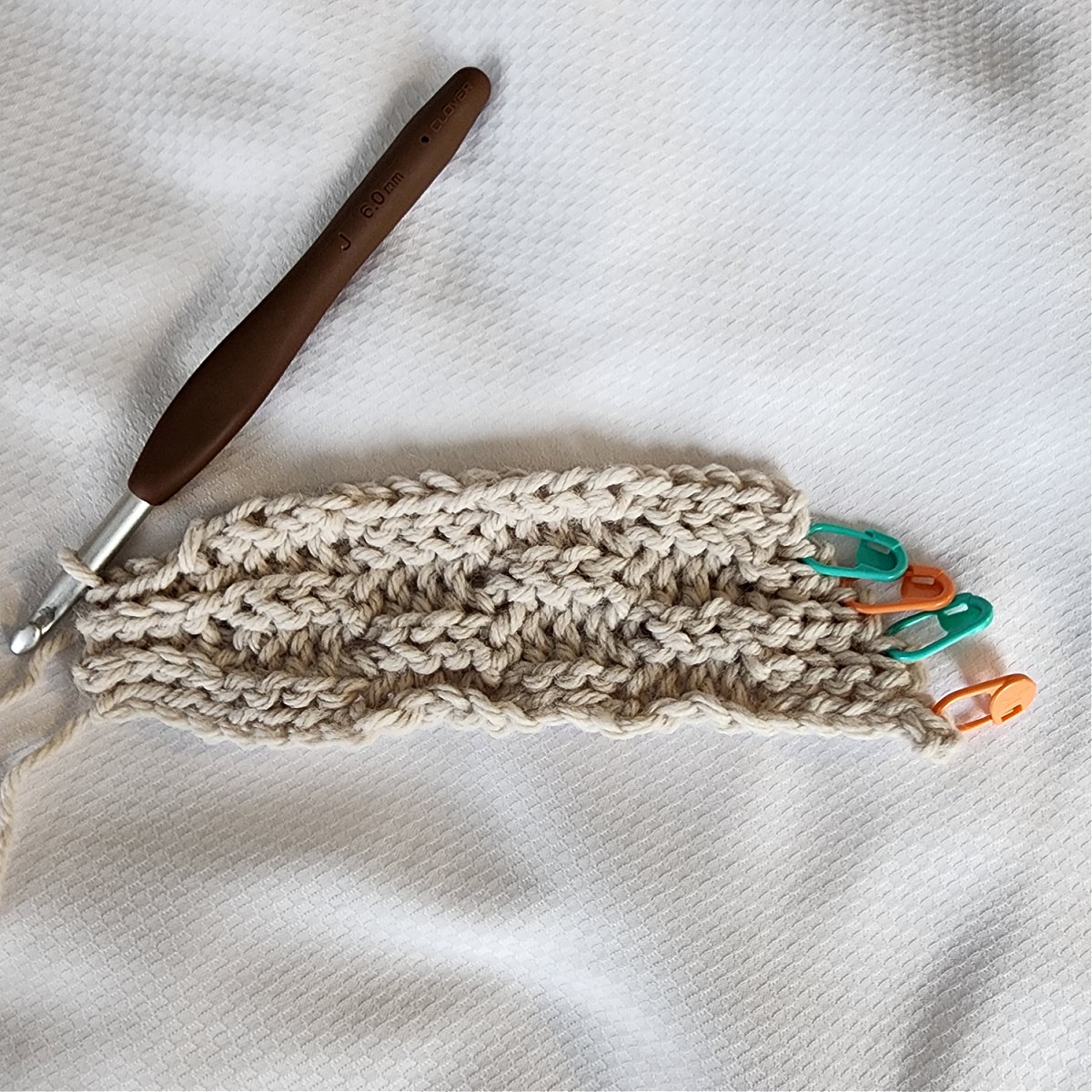 knit look beanie tutorial photo 14