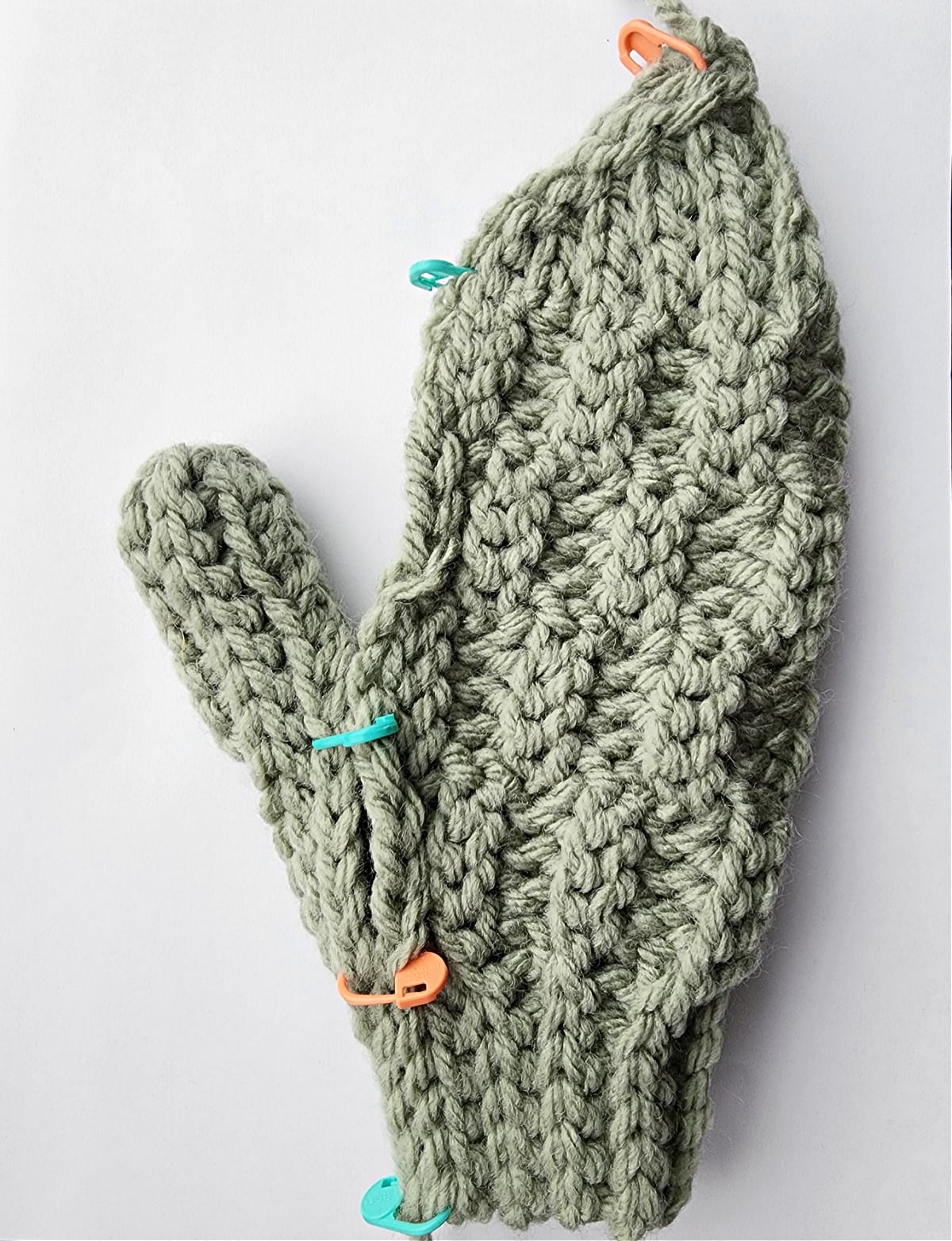 chunky crochet mittens tutorial photo 33