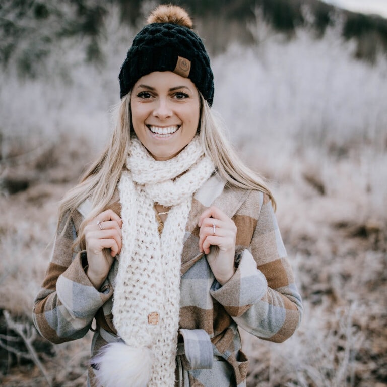 Winter’s Edge – Chunky Crochet Scarf