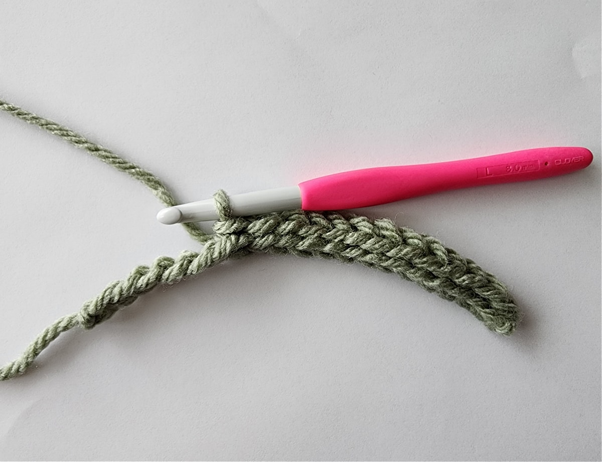 crochet mitten thumb gusset tutorial photo 1