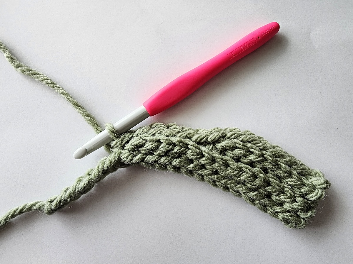 crochet mitten thumb gusset tutorial photo 11