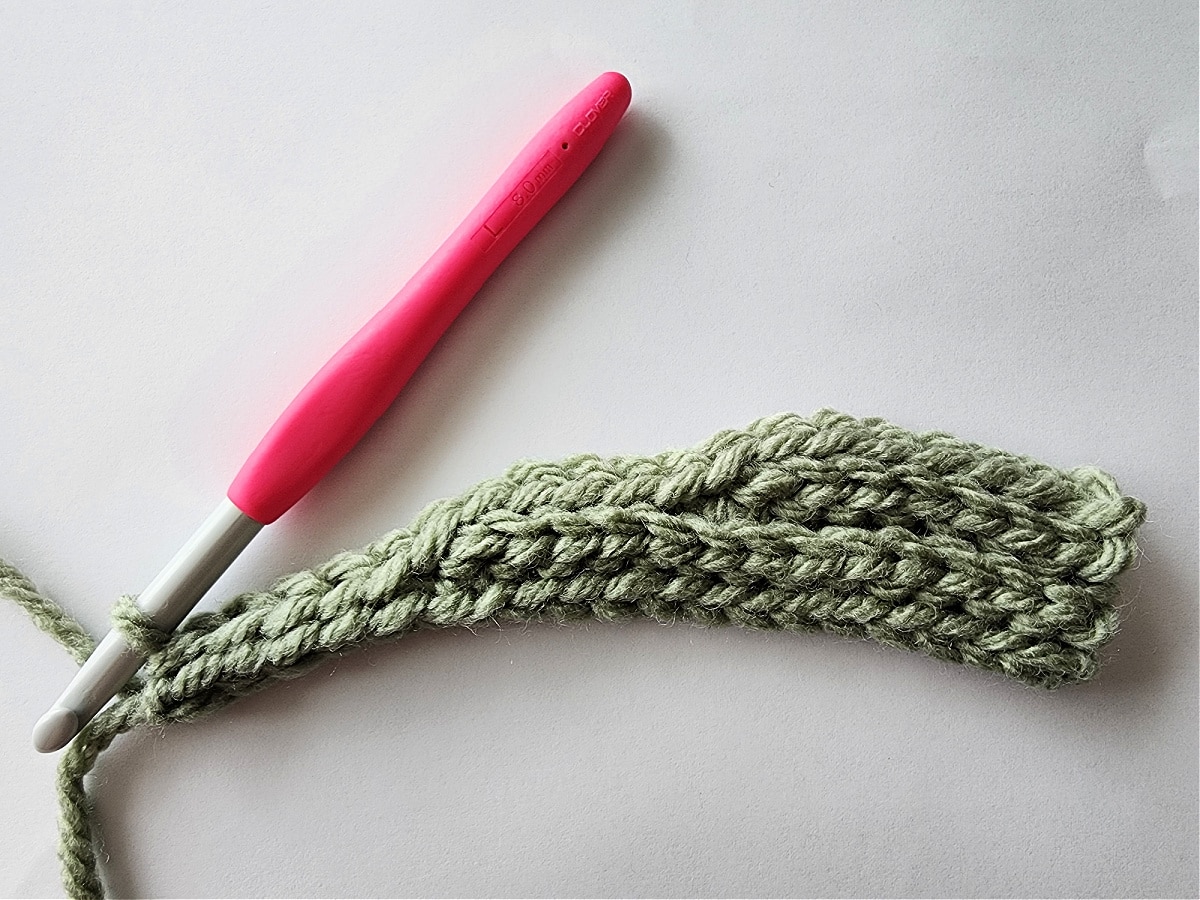 crochet mitten thumb gusset tutorial photo 12