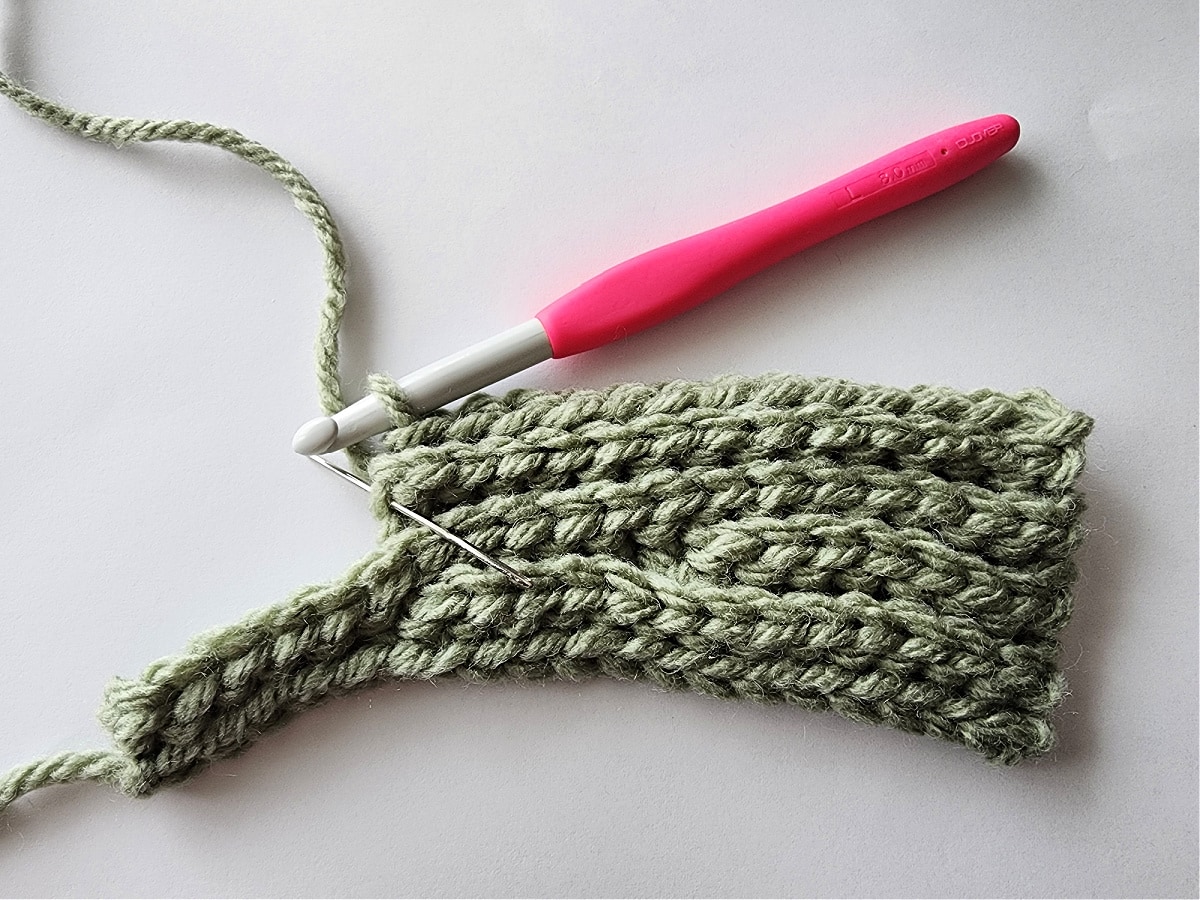 crochet mitten thumb gusset tutorial photo 16