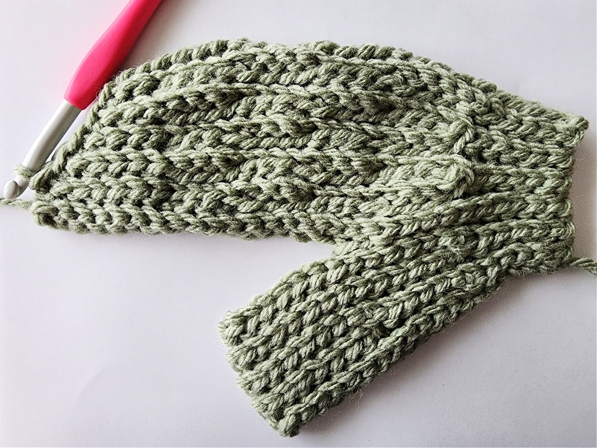 chunky crochet mittens tutorial photo 25