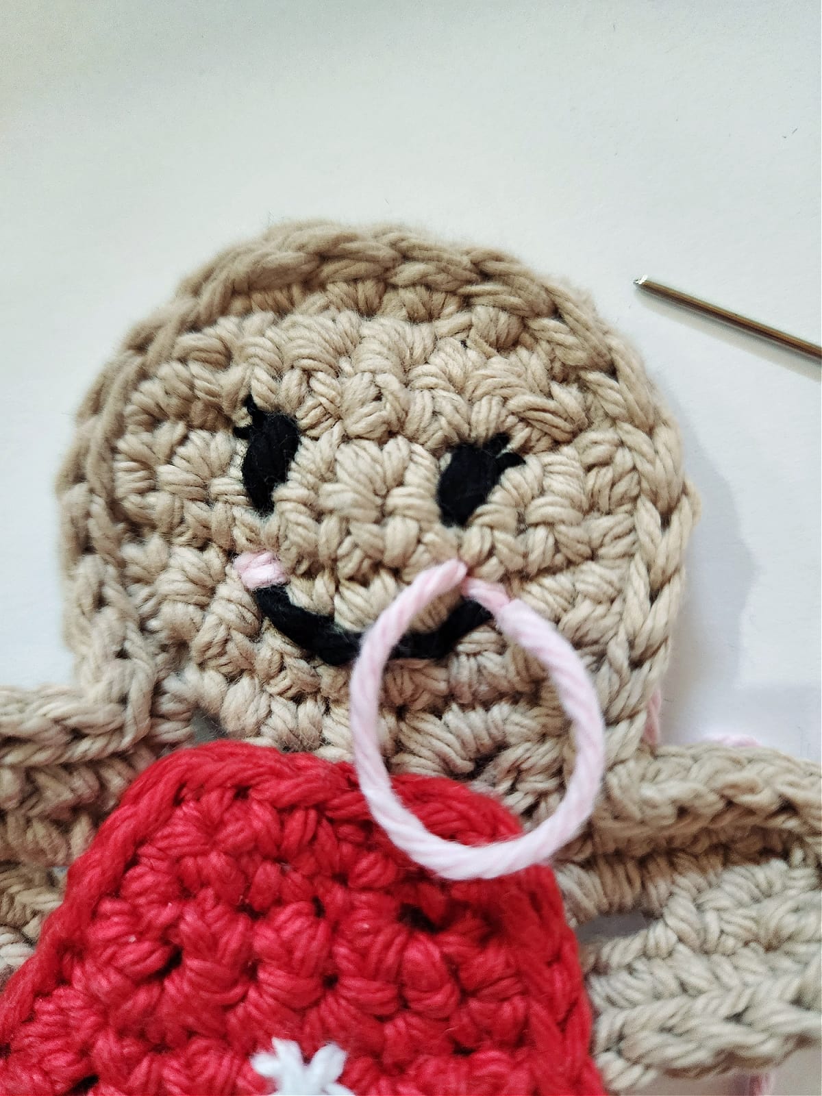 gingerbread girl crochet cheeks tutorial 3