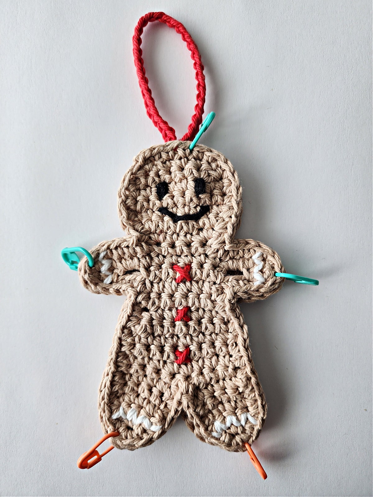 crochet gingerbread man ornament joining tutorial