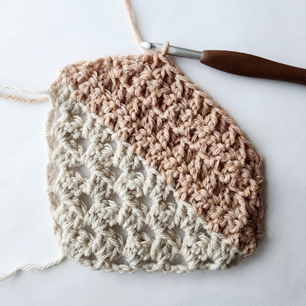 Fourth row of decrease of a crochet granny square motif.