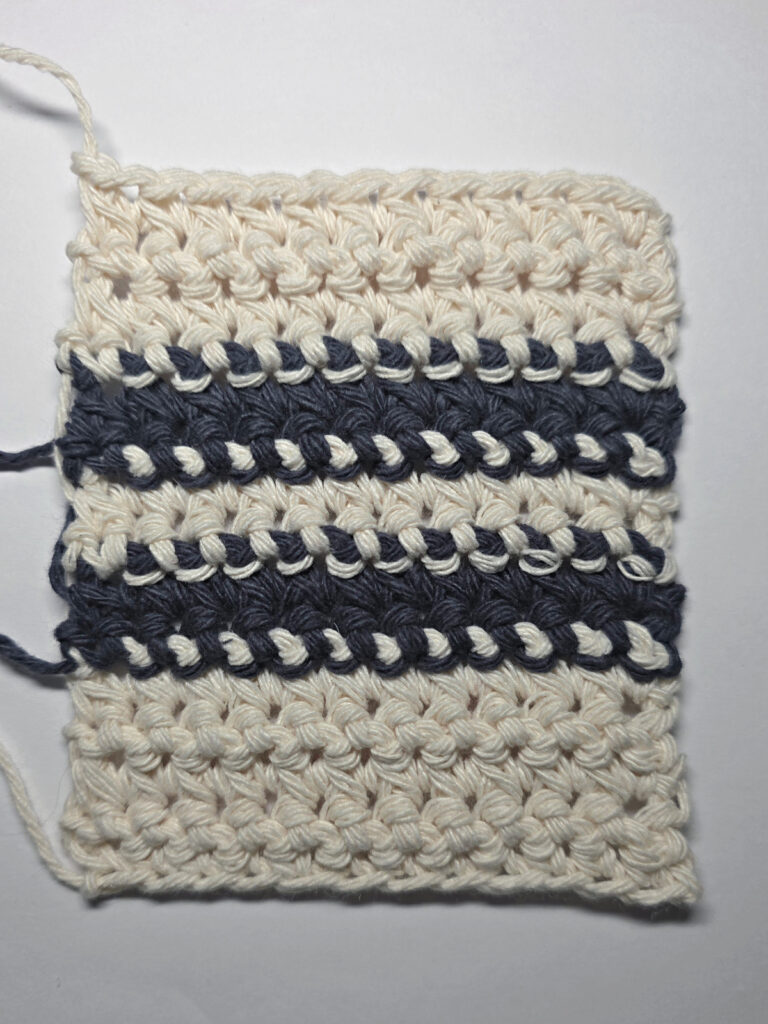 How to make crochet double stitch in rows.